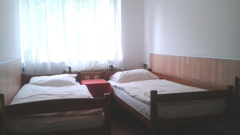 Hostel Sokol Troja 布拉格 外观 照片
