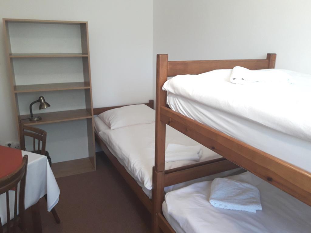 Hostel Sokol Troja 布拉格 外观 照片